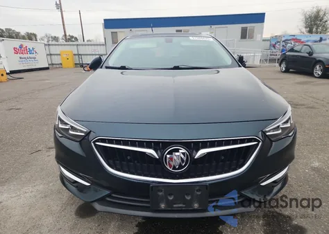 2018 Buick Regal Essence from USA, damaged, VIN W04GP6SX5J1095975